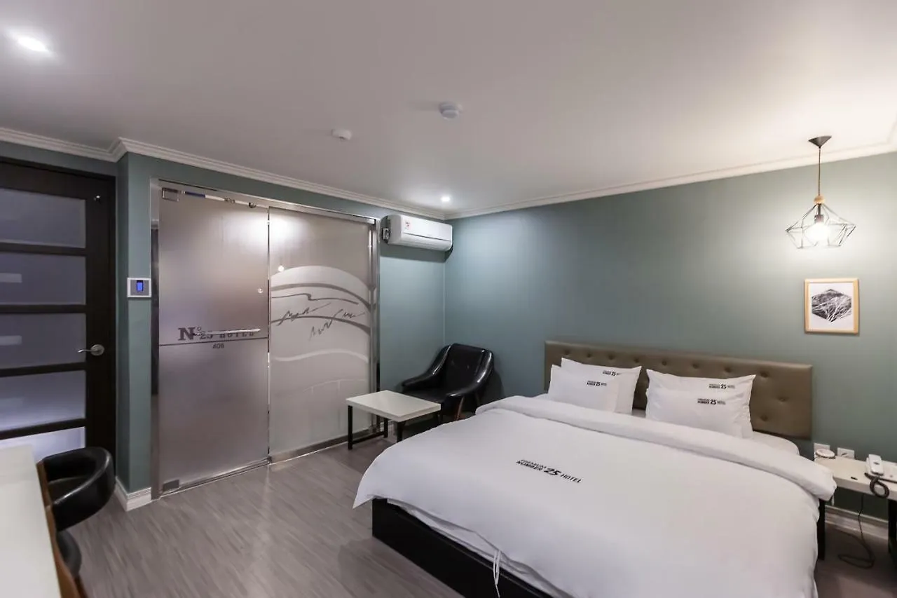 No.25 Hotel Busan Seomyeon Station
