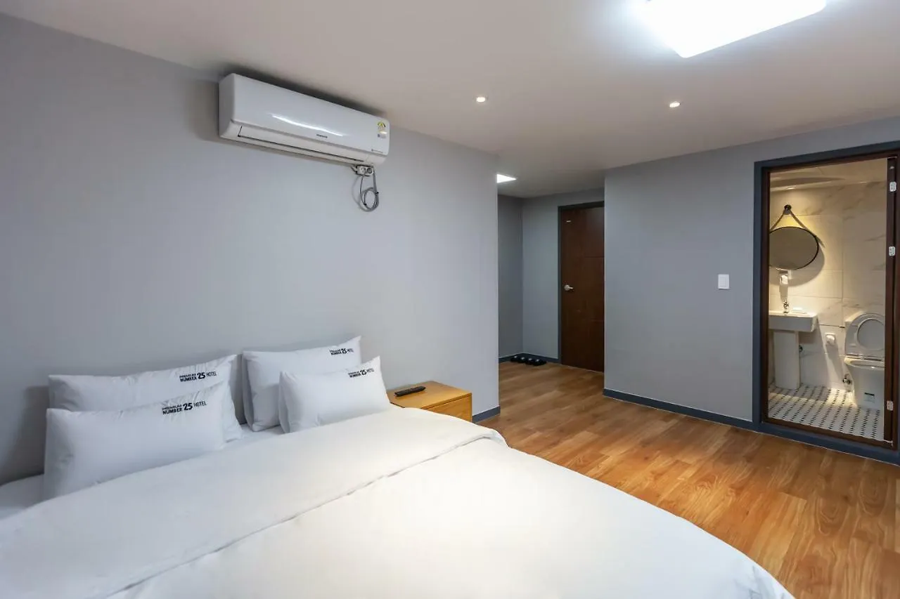 No.25 Hotel Busan Seomyeon Station