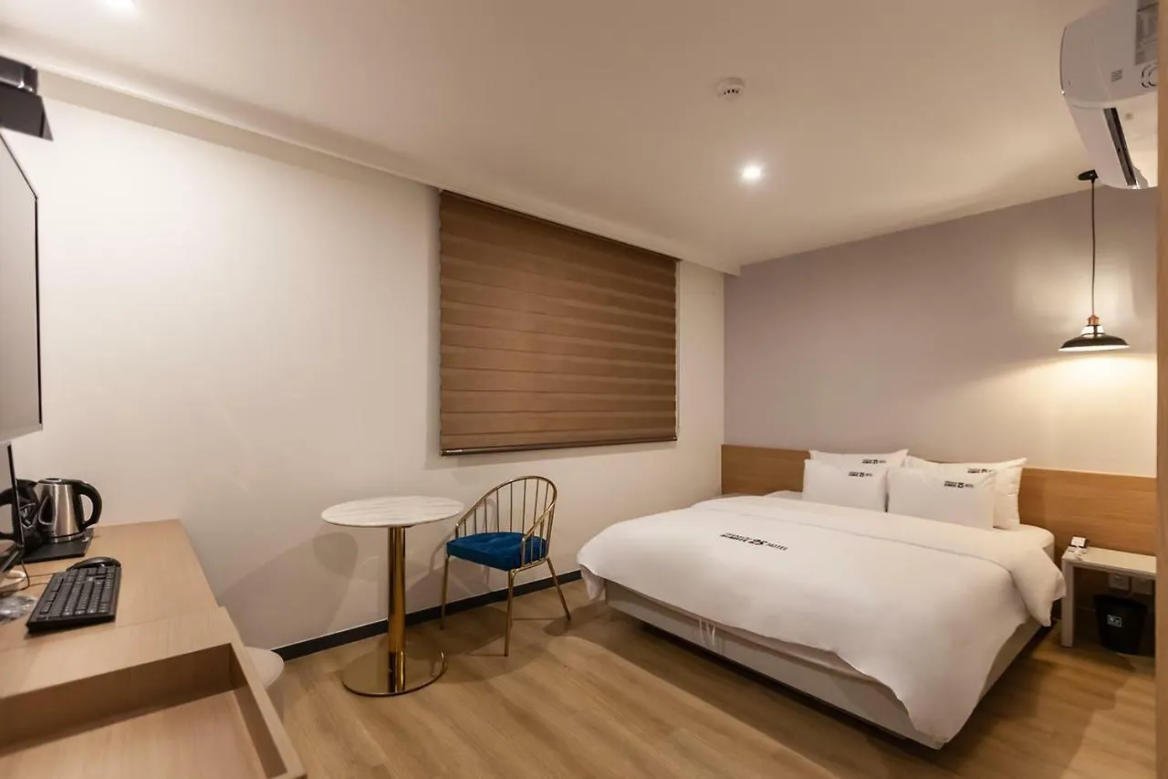 No.25 Hotel Busan Seomyeon Station