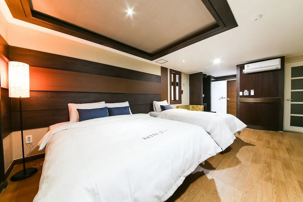 No.25 Hotel Busan Seomyeon Station